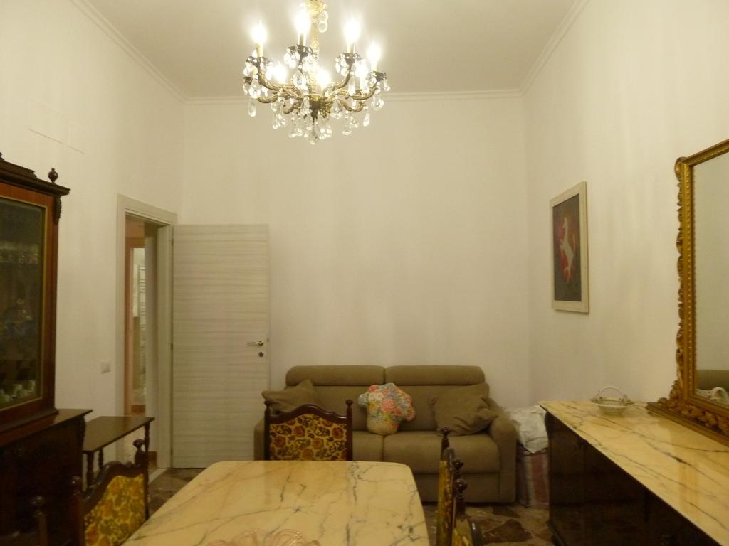 Termini Station Apartment Ai Due Cortili Presso Le Mura Aureliane Rzym Zewnętrze zdjęcie
