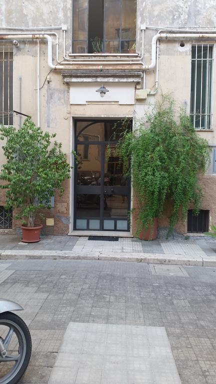 Termini Station Apartment Ai Due Cortili Presso Le Mura Aureliane Rzym Zewnętrze zdjęcie